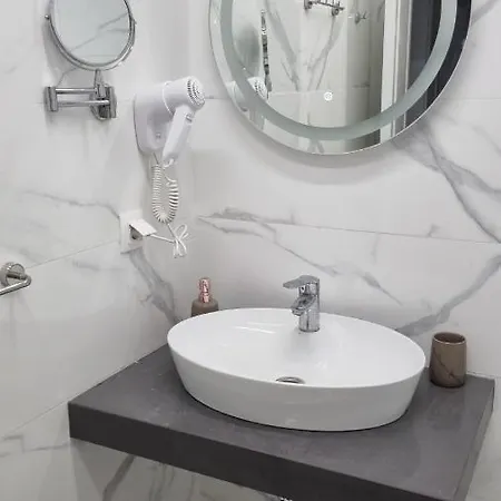 Golden Leaf, Swimming Pool View Apartment Ravda