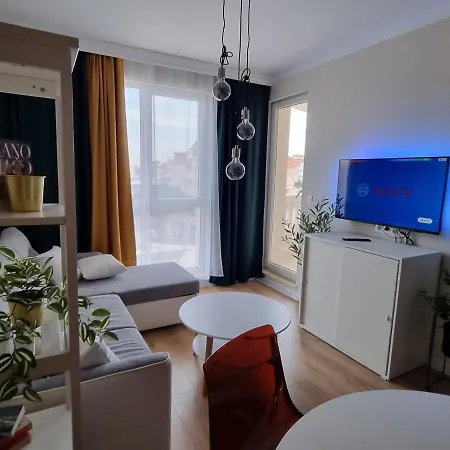 Golden Leaf, Swimming Pool View شقة *